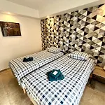 Le Jardin D'eugenie Апартаменты